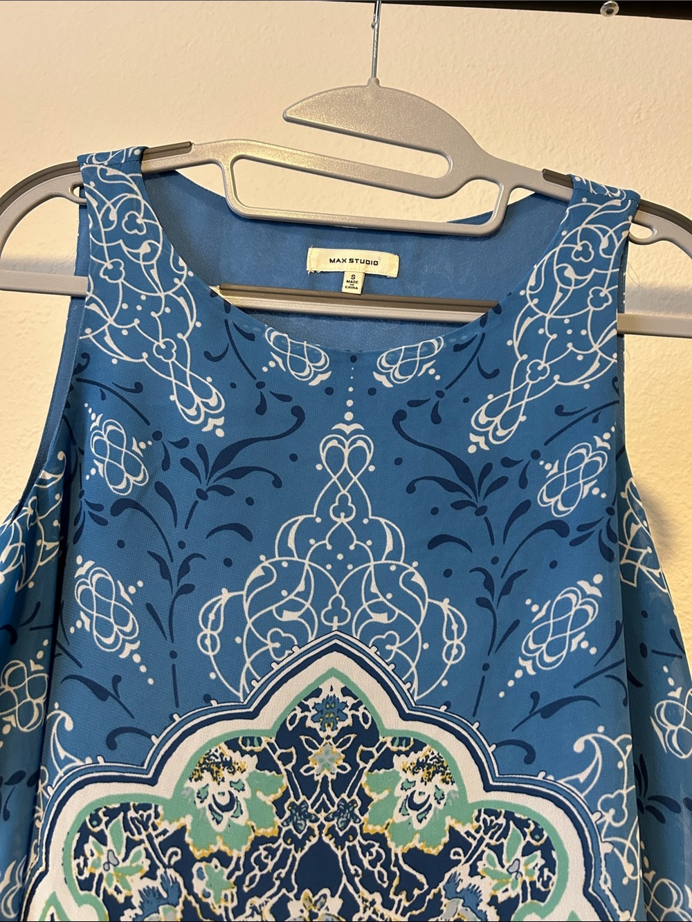 Max Studio Dress - Picture 2 of 4